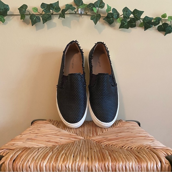 Indigo Rd. Women's Slip-On Woven Sneakers - Picture 2 of 3